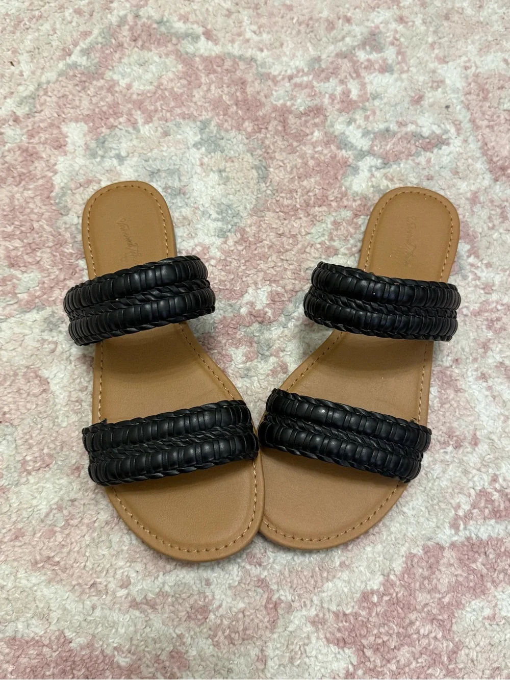 Universal Thread Black Double-Strap Woven Slide Sandals
